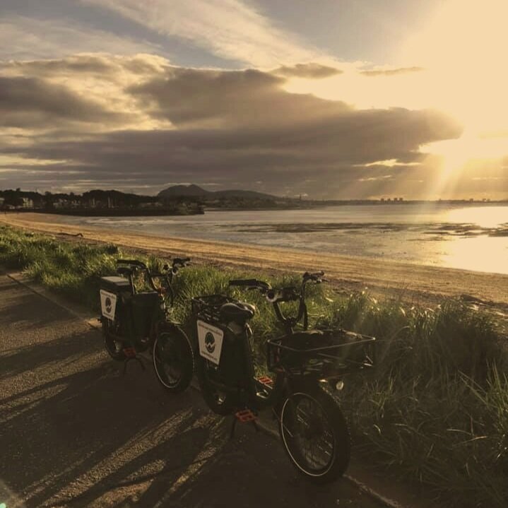 The Coastal Tour follows the coastline to South Queensferry through The Dalmeny Estate to our famous bridges. Find out more→